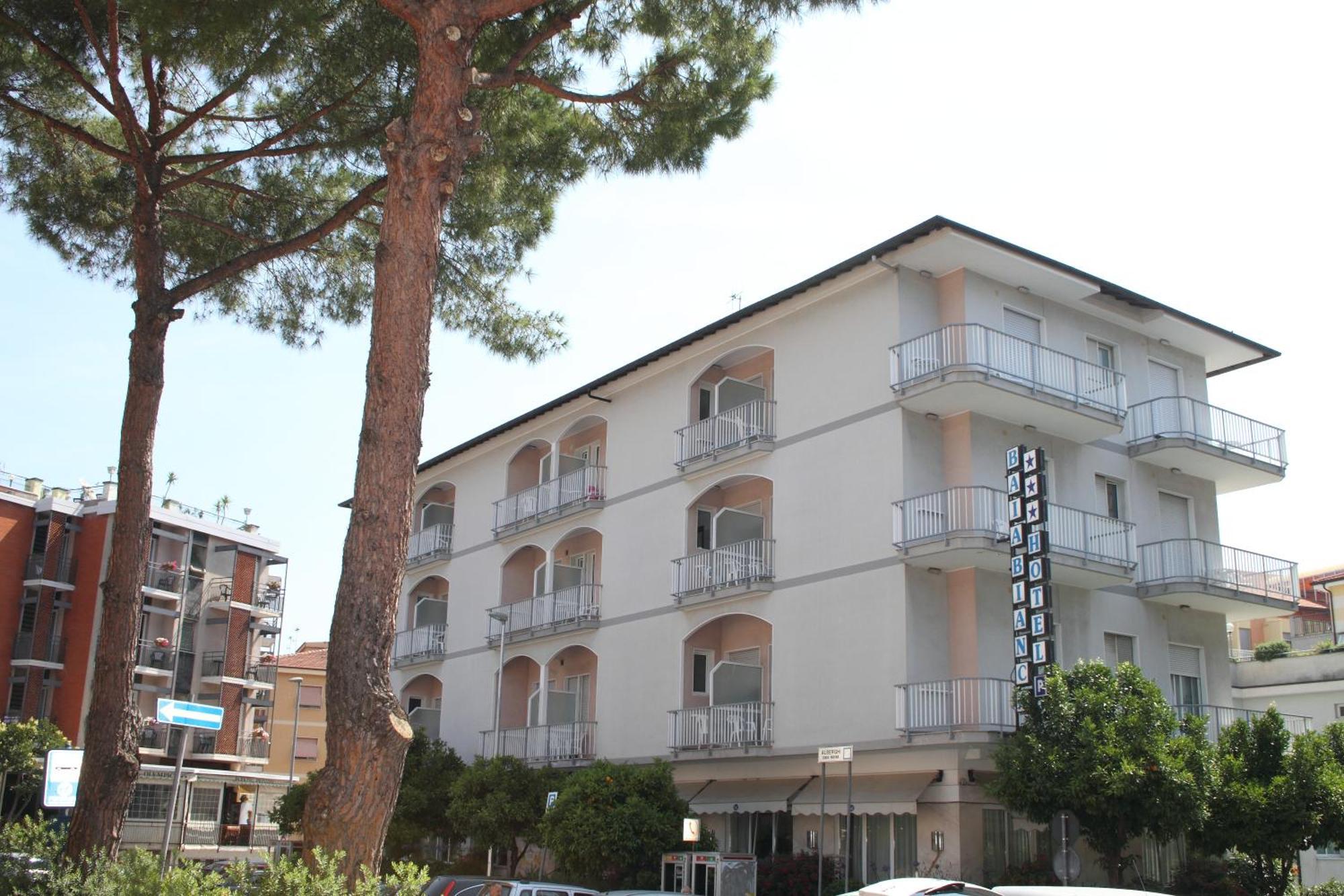 Hotel Baia Bianca Ντιάνο Μαρίνα Εξωτερικό φωτογραφία